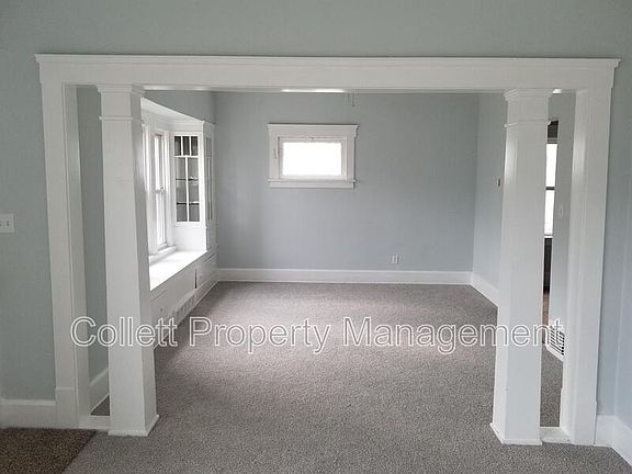 2nd image of 10701 Vernon Ave #1