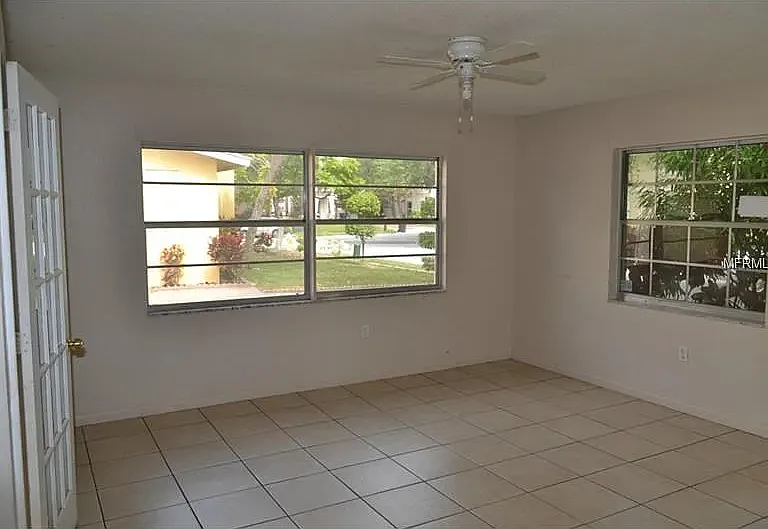 1989 Madrid Ct N — Photo 6
