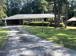 1255 Angelia Dr SW, Mableton, GA 30126
