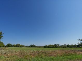 4 Shadow Valley Rd, Whitesboro, TX 76273