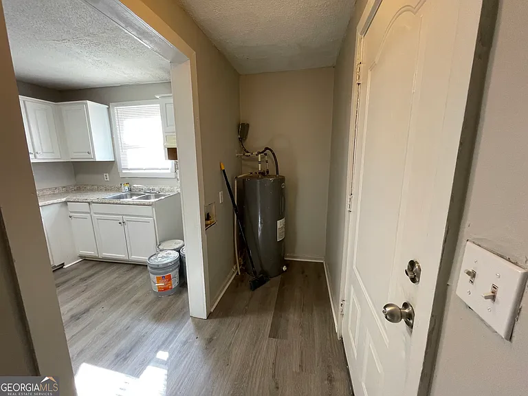 1235 Boone St — Photo 14