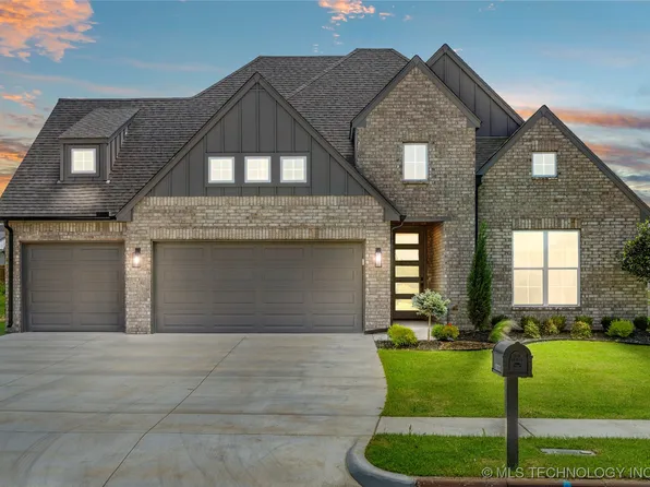 13727 S 20th Pl E, Bixby, OK 74008