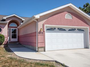 1825 W 18th St APT B, Cedar Falls, IA 50613