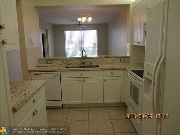 3rd image of 7715 Yardley Dr APT 406