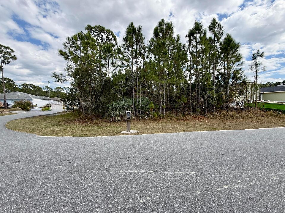 2nd image of 2851 Fontainebleau Avenue SE