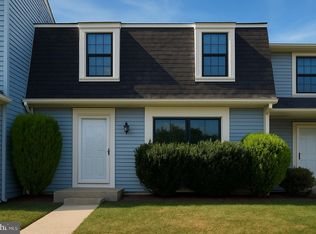 21 Haxall Ct, Sterling, VA 20165