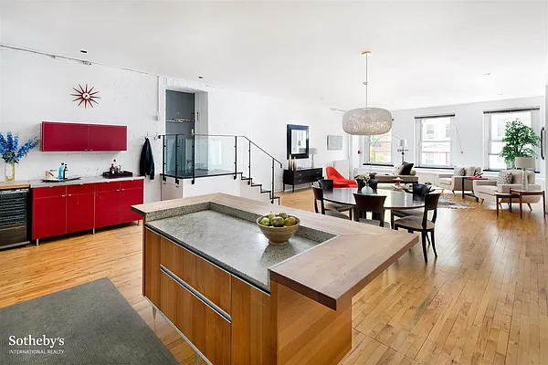 Sold by Sotheby's International Realty | media 12