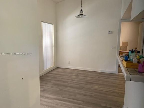 5th image of 1340 Seagrape Cir #1340