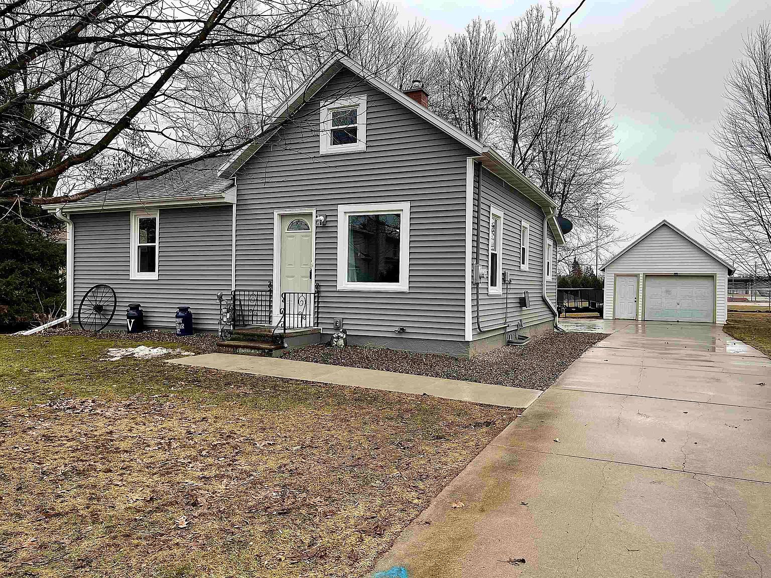 226 W Cedar St, Pulaski, WI 54162 Zillow