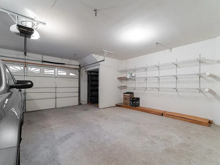 6 Carpenter Ct — Photo 19