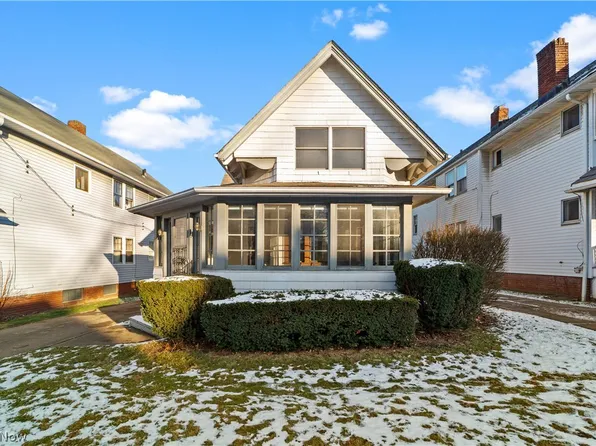 3313 W 111th St, Cleveland, OH 44111