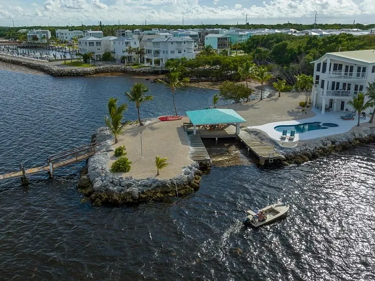 601 Cuda Ln — Photo 8