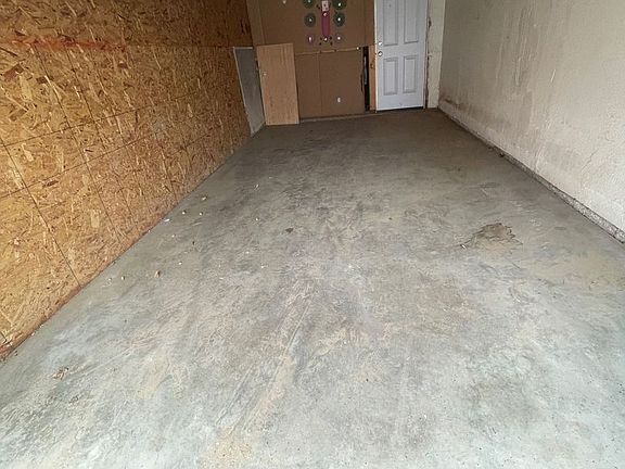 3rd image of 15268 Sequoia St APT A