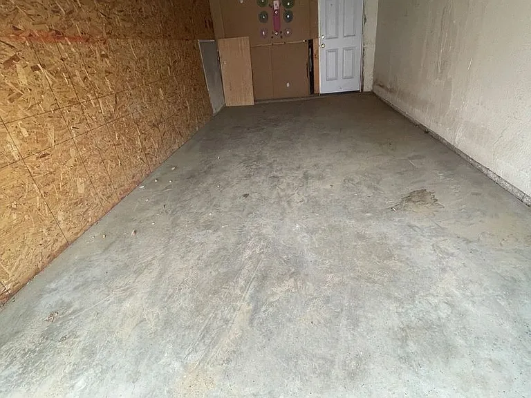 15268 Sequoia St. — Photo 3