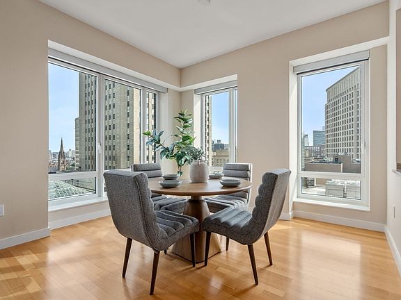 4th image of 400 Stuart St #16B