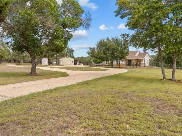 2873 Fm 1888, Fredericksburg, TX 78624