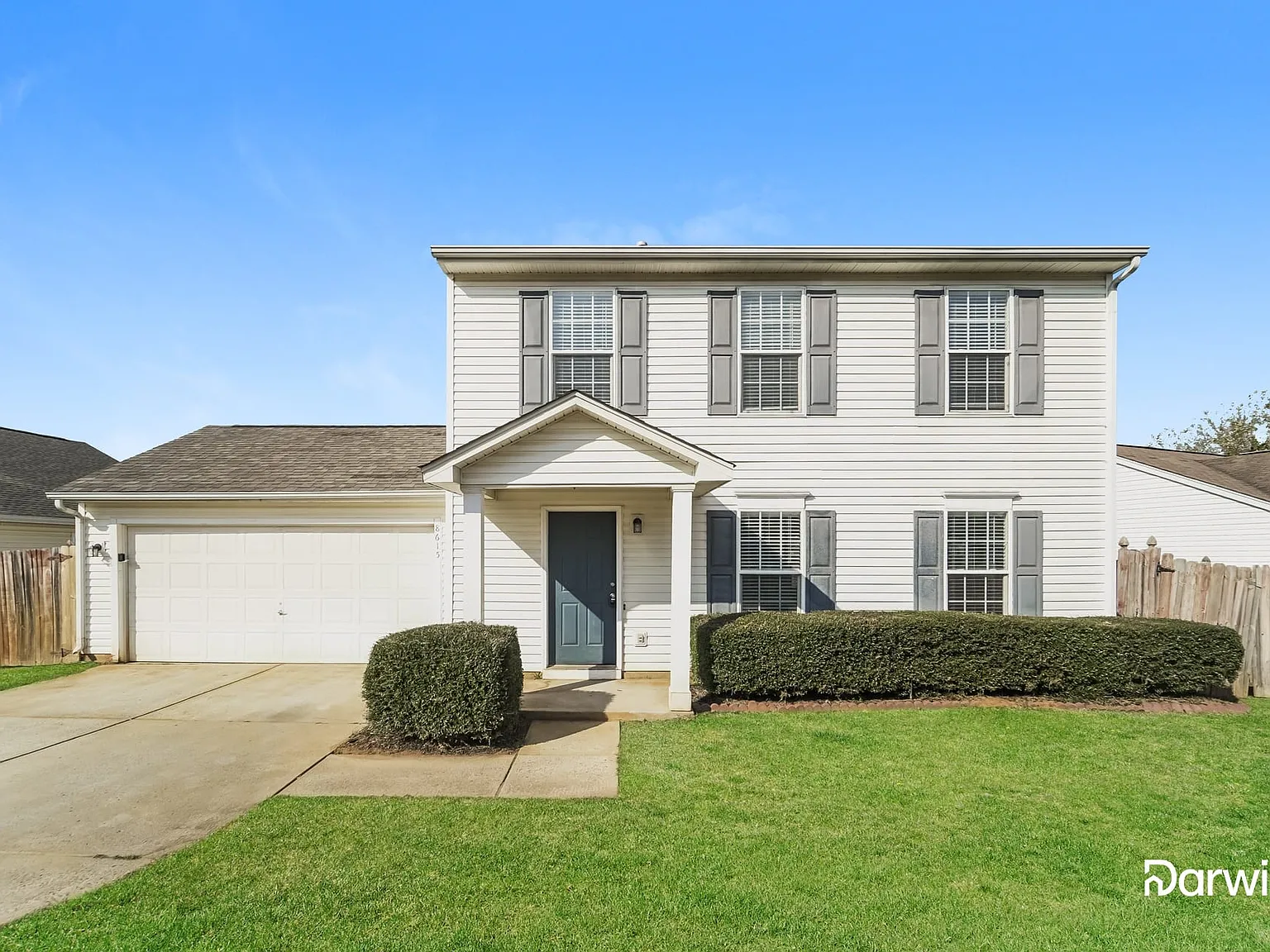 3 bed, 2.5 bath, 1600 sqft, $2,135 — Photo 1