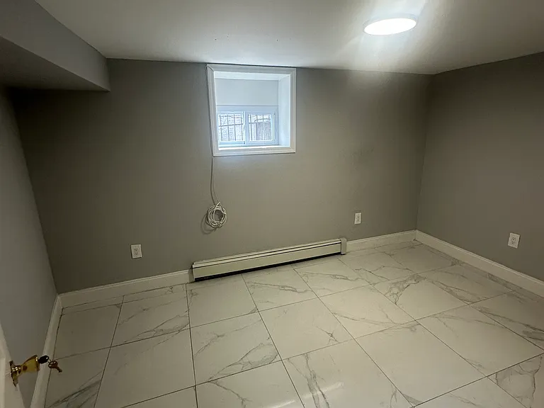 1129 Boynton Ave #4 — Photo 9