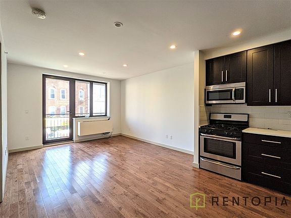 3rd image of 57 Graham Ave #2T