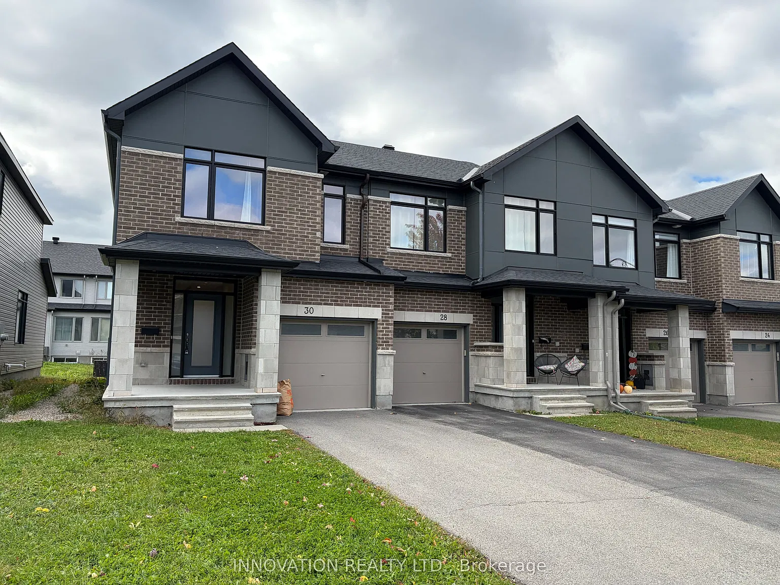 3 bed, $2,900 — Photo 1
