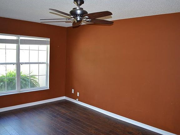 4th image of 1921 Fawn Meadow Cir