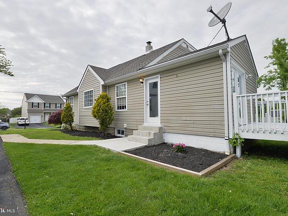 4th image of 302 Alice St