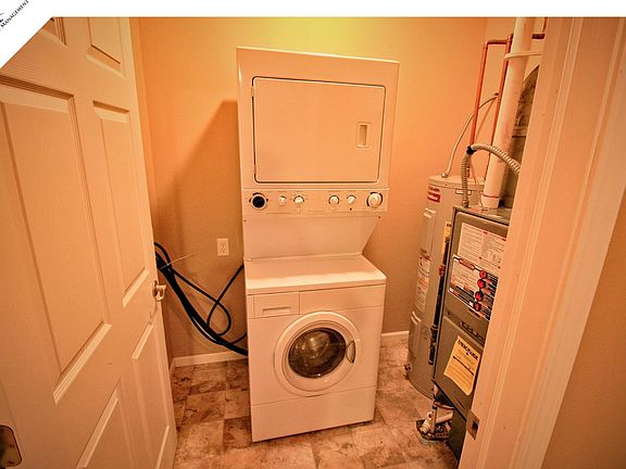 5th image of 4612 E 15th St APT 102