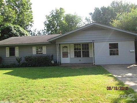 1st image of 1402 Bailey Dr