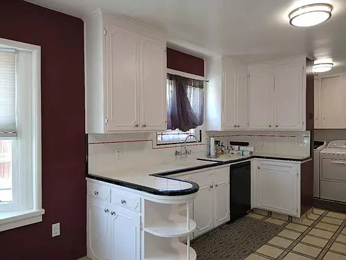 845 Fremont St Photo 1