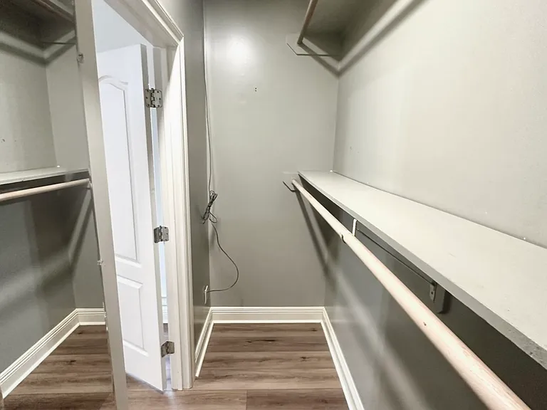111 Hamlet Ln — Photo 28