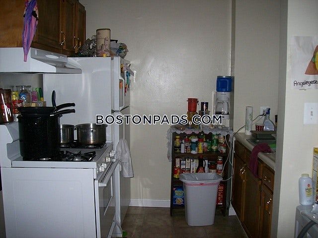 2nd image of 224 Washington St #6A
