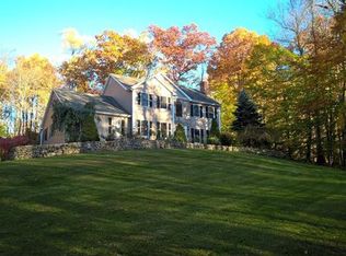 34 Christian Ln, Brookfield, CT 06804