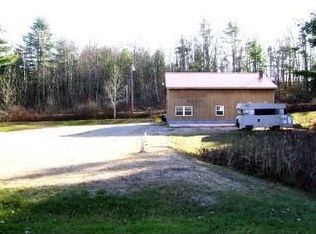 139 Gardiner Rd, Wales, ME 04280