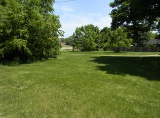 1600 Butterfield Rd, Wheaton, IL 60189