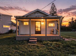 9405 Linck Dr, Pinckney, MI 48169