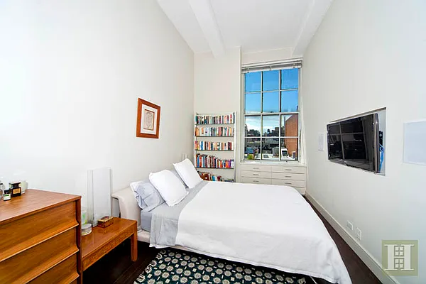 Sold by Halstead Real Estate | media 2