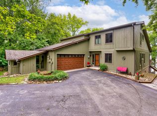 4221 Smoot Ln, Louisville, TN 37777