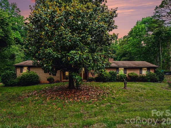 2871 Loviee Rd, Lincolnton, NC 28092