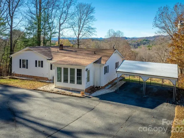 2196 Uphill Ln, Lenoir, NC 28645