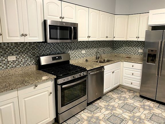 4th image of 2729 N Kedzie Ave Floor 2