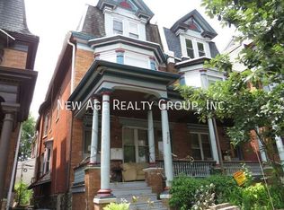 4332 Pine St FLOOR 3, Philadelphia, PA 19104