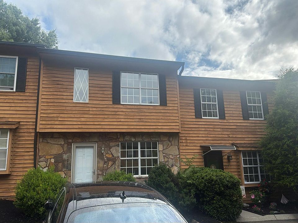 1st image of 1215 Crest Brook Dr