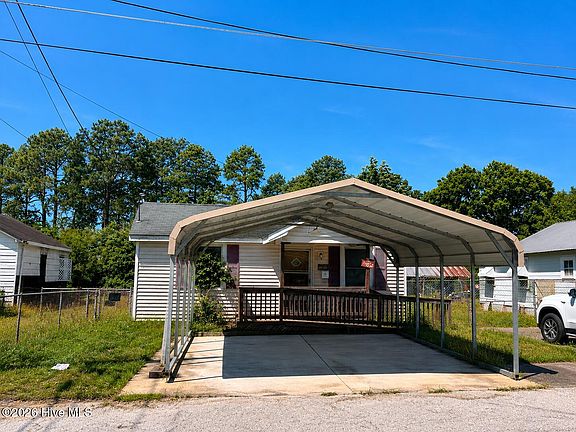 2nd image of 2217 Tudor Drive