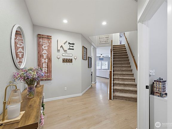 5th image of 19418 90th Avenue Ct E
