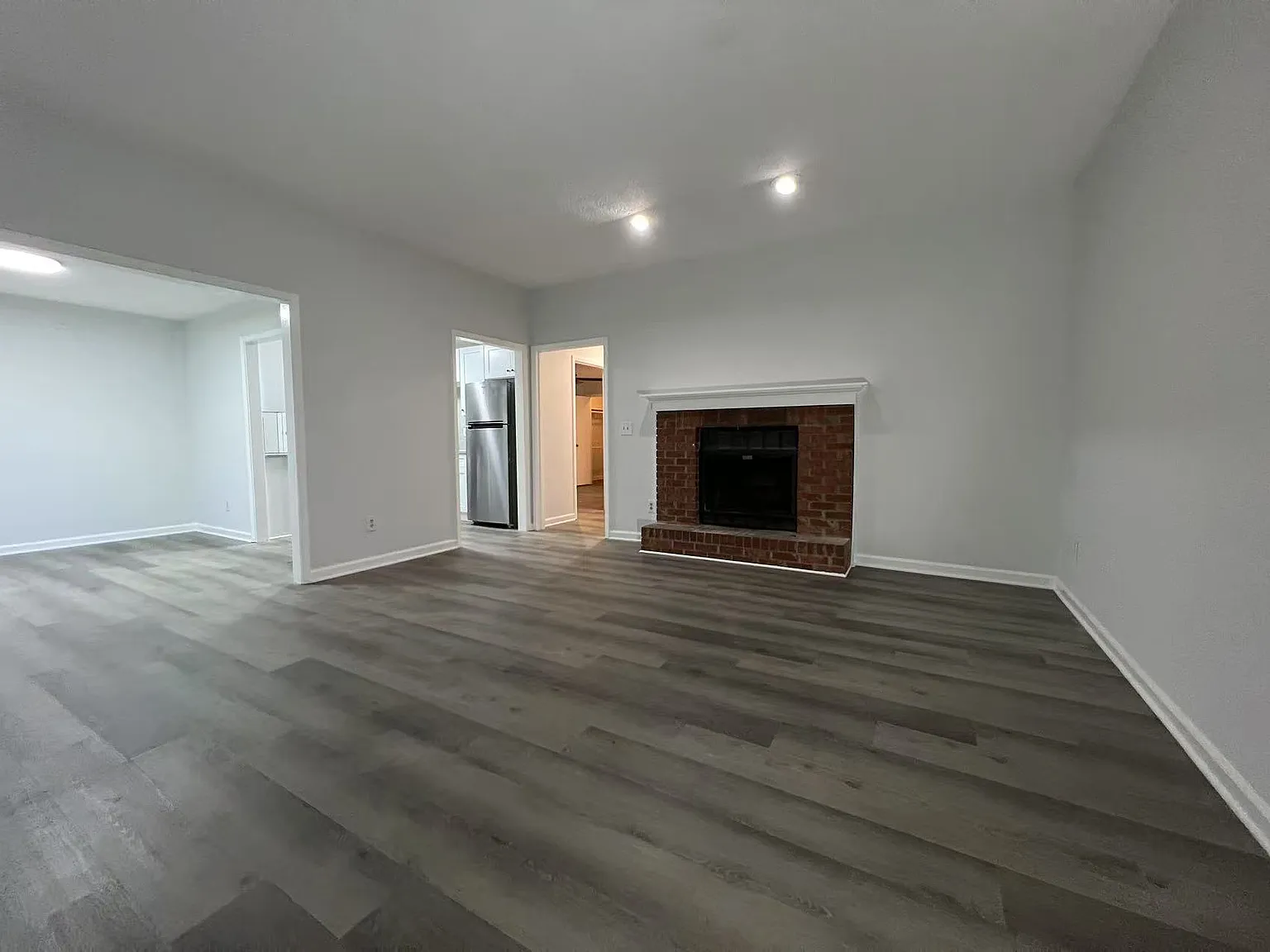2 bed, 1162 sqft, $1,650 — Photo 2