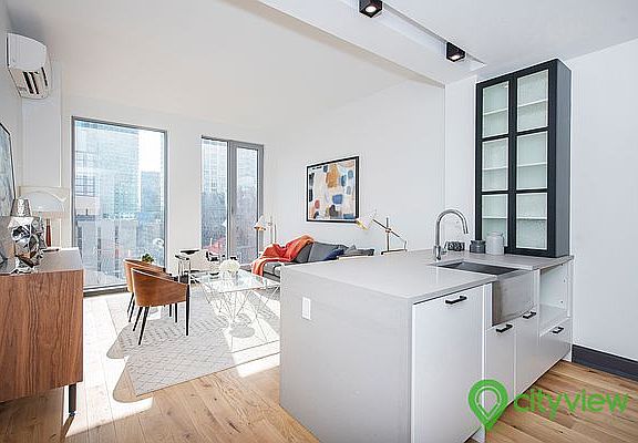 5th image of 42-22 27th St #813