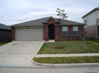 1713 Crested Butte Dr, Fort Worth, TX 76131