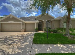 16915 Falconridge Rd, Lithia, FL 33547