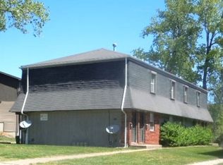 1114 Cherokee St APT B, Collinsville, IL 62234