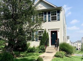 363 Dickens Dr, Lancaster, PA 17603